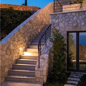 Luxury 5-Bedroom Villa with Sea-Views and Infinity Pool near Dubrovnik – Sleeps 10